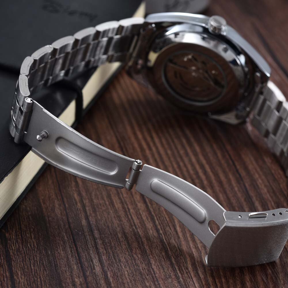 WRISTWATCHES