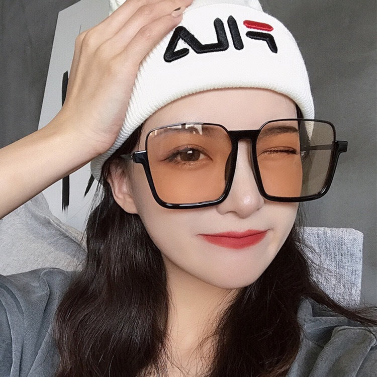SUNGLASSES