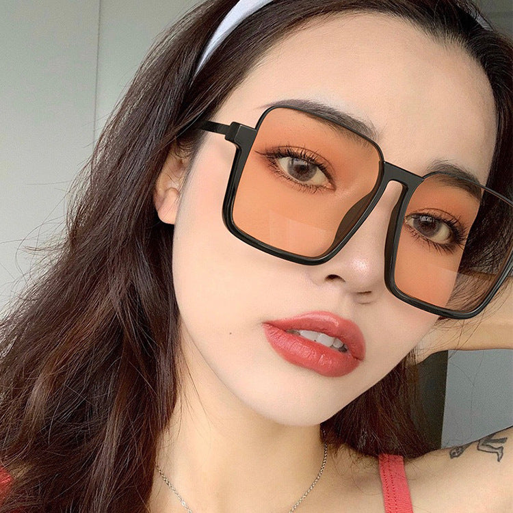 SUNGLASSES