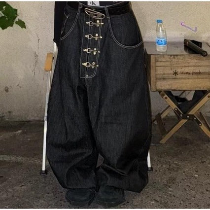 STREETWEAR